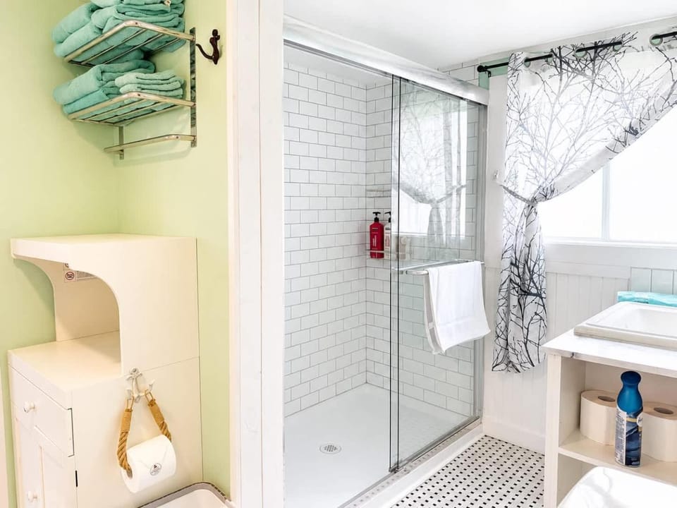 Whimsea Cottage Apartment in Twillingate