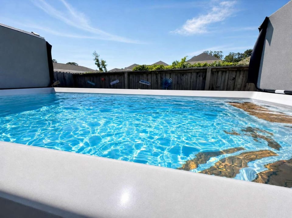 NMB Compound-2 Homes-6BR 6BA-Pool HotTub-Sleeps 22 House in North Myrtle Beach