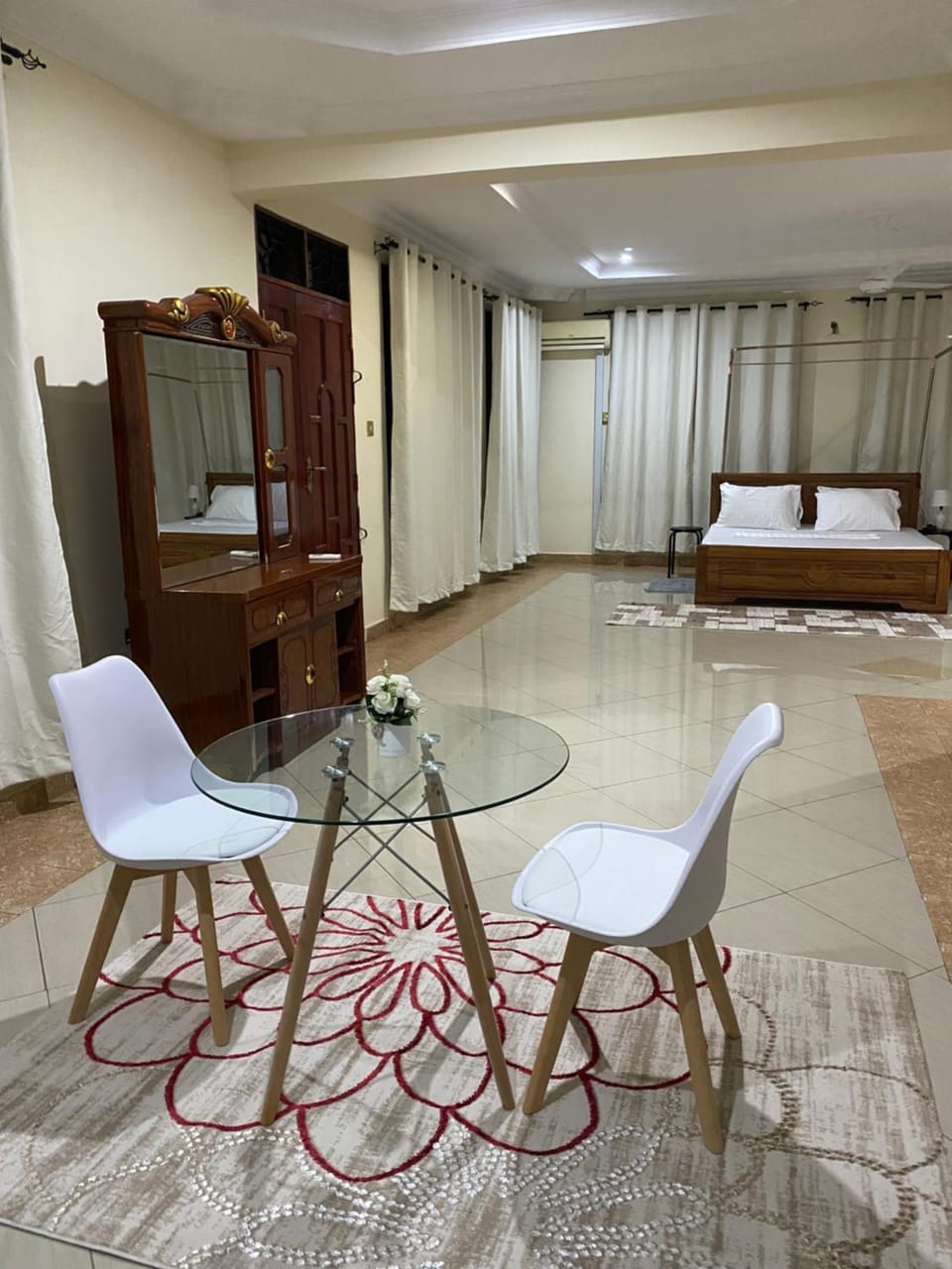 Photo of the whole room, Seating area, Bedroom