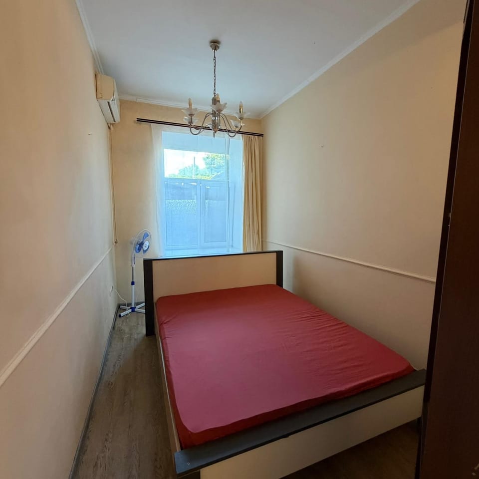 Квартира на Проспекті Шевченка зі своїм двориком 2 кімнатна Apartment in Odessa