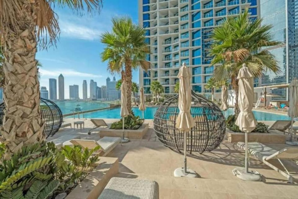 Pool view, Swimming pool