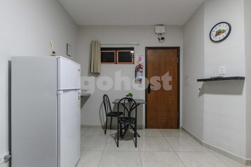 Modern Studio 1 Queen Bed City Center Apartment in Misiones Province, Argentina