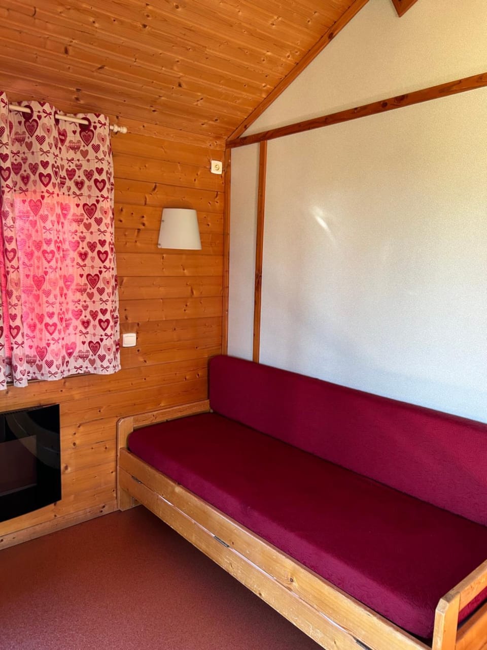 Chalets 5 pers Cévennes Lozère Chalet in Occitanie
