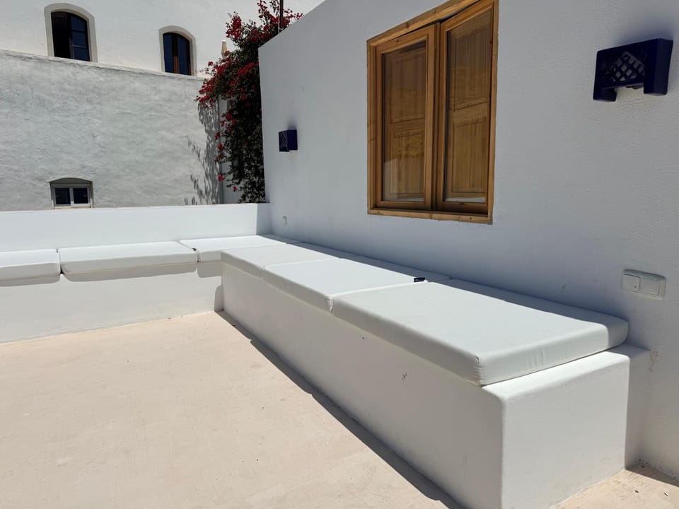 Atico boutique con piscina privada en el casco antiguo de Tarifa Apartment in Tarifa