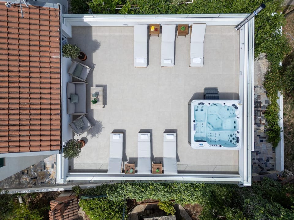 Day, Bird's eye view, Hot Tub, Garden view, Mountain view, Sea view, sunbed