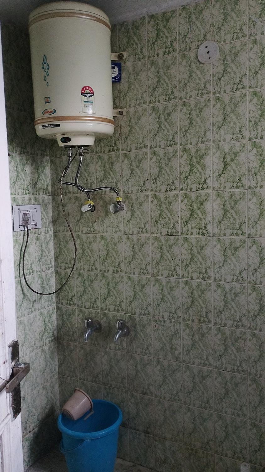 Jai Maa Tara Devi - B&B - Knowleswood Shimla Apartment in Shimla