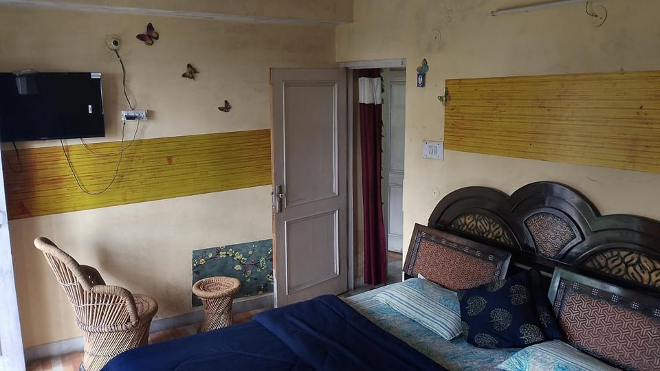 Jai Maa Tara Devi - B&B - Knowleswood Shimla Apartment in Shimla