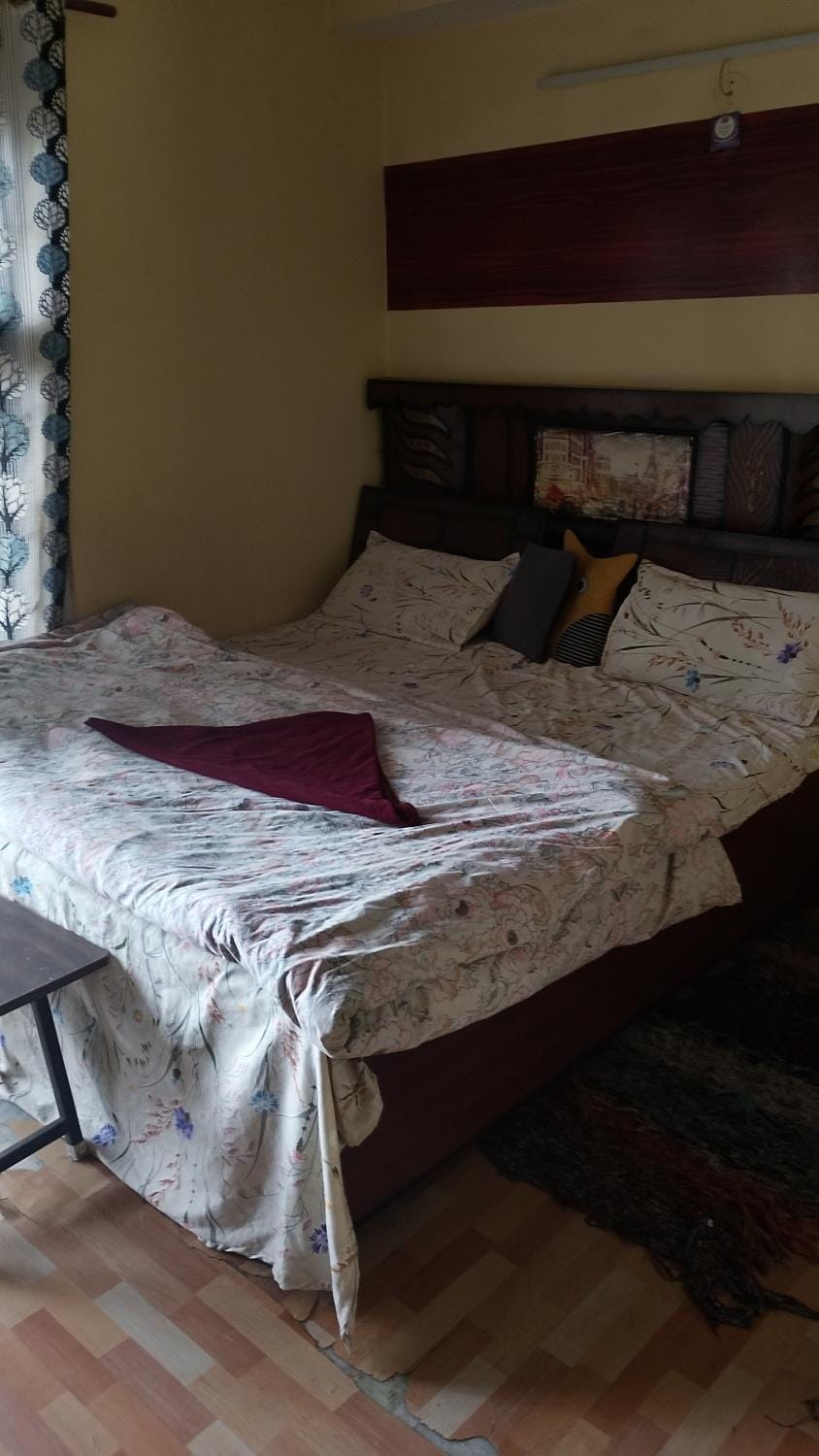 Jai Maa Tara Devi - B&B - Knowleswood Shimla Apartment in Shimla