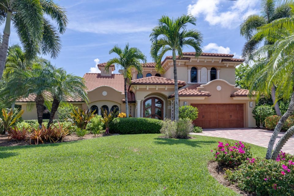 Seas the Day A Stunning Waterfront Villa on Sanibel's East End, Boat Dock with Lift Villa in Sanibel Island