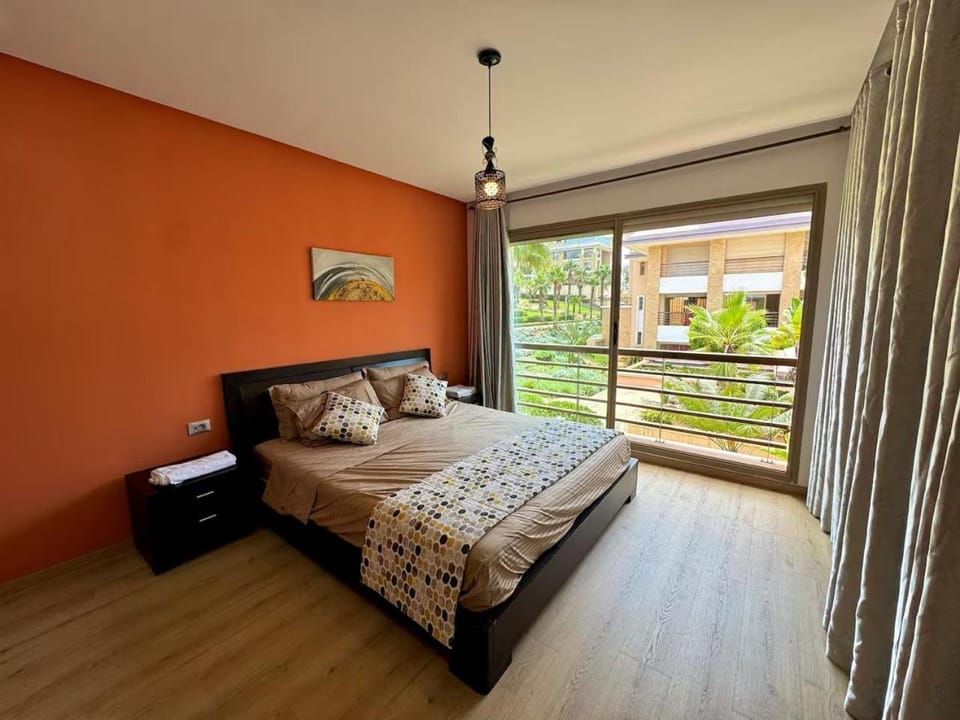 High standing apartment - Pool & Beach 2 min away Apartment in Rabat-Salé-Kénitra
