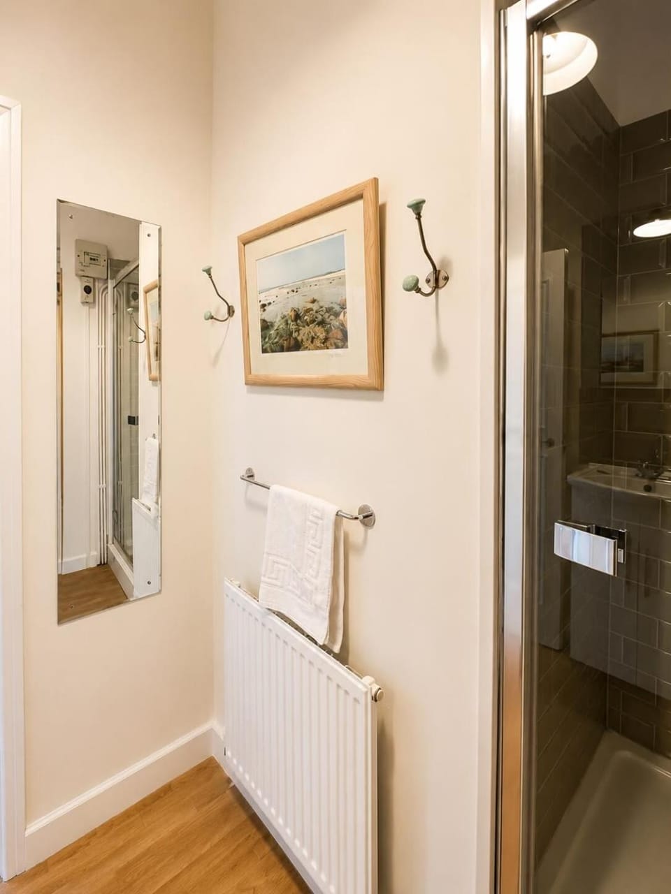 Large Group Stay in Cardiff Sauna, Pool Room House in Cardiff