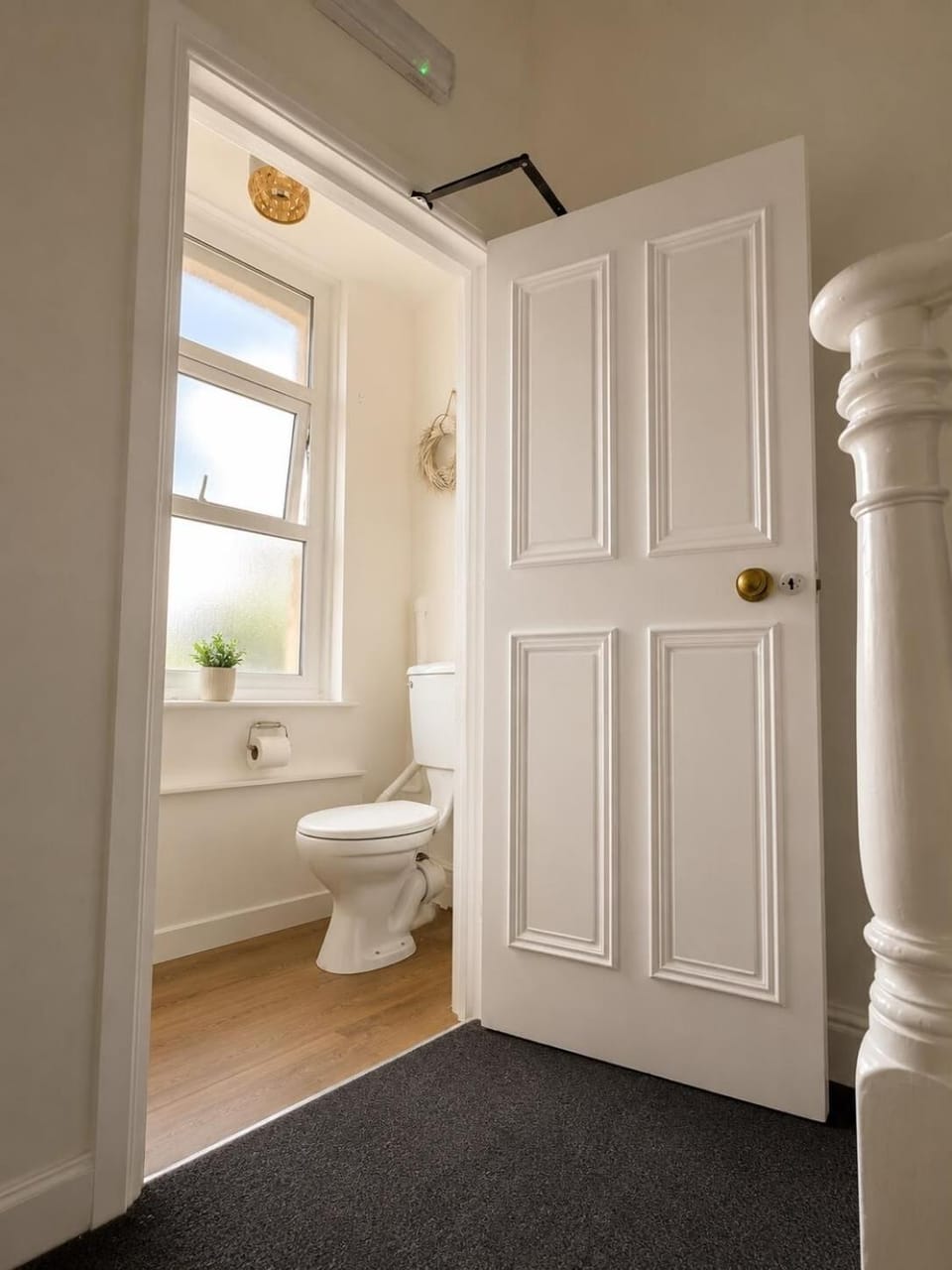 Large Group Stay in Cardiff Sauna, Pool Room House in Cardiff