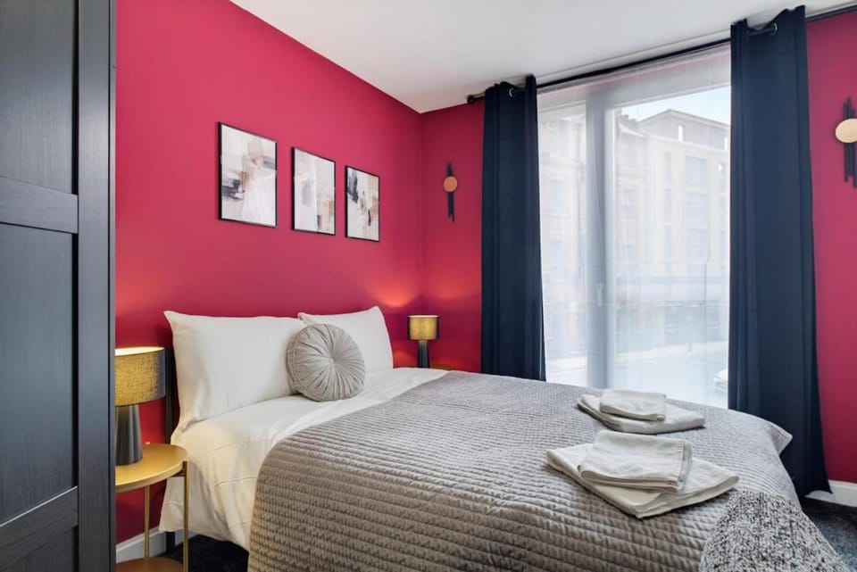 Serenity 2 Bedroom Apartment- City Centre Apartment in Birmingham