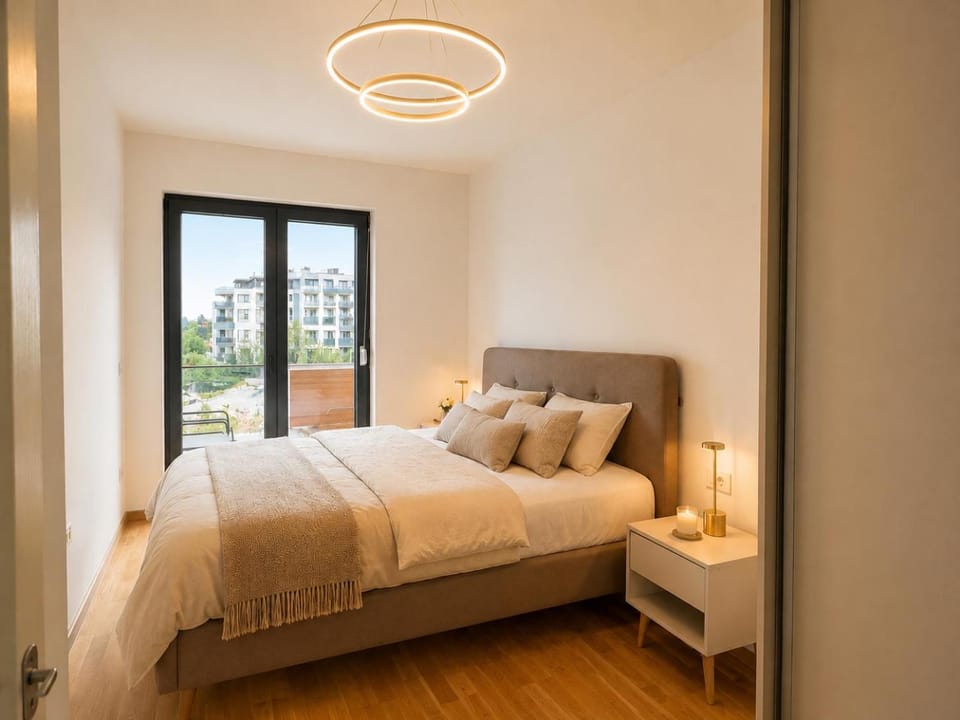 Bed, Photo of the whole room, Bedroom