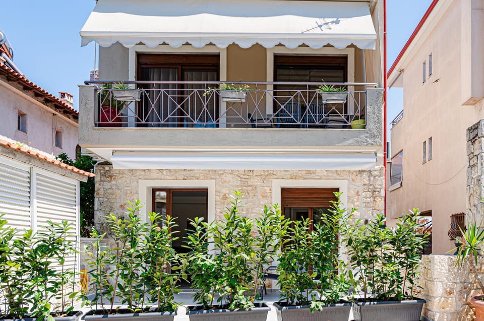 Afytos Rooms Apartment in Halkidiki