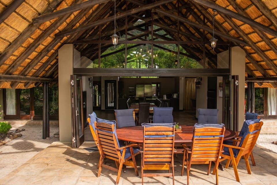Twitcher's Nest Bed and Breakfast in North West, South Africa
