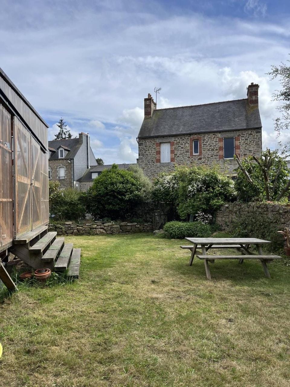 Maison bois & sérénité près de Guingamp House in Brittany