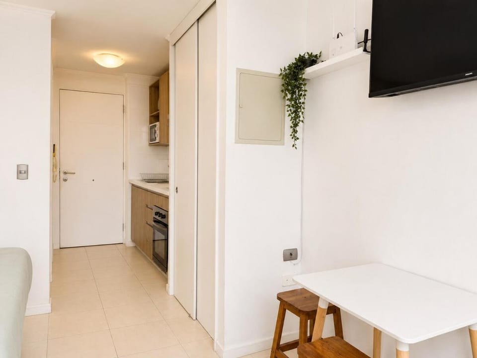Moderno Home Studio 3 Huéspedes Vista & Metro Apartment in Santiago