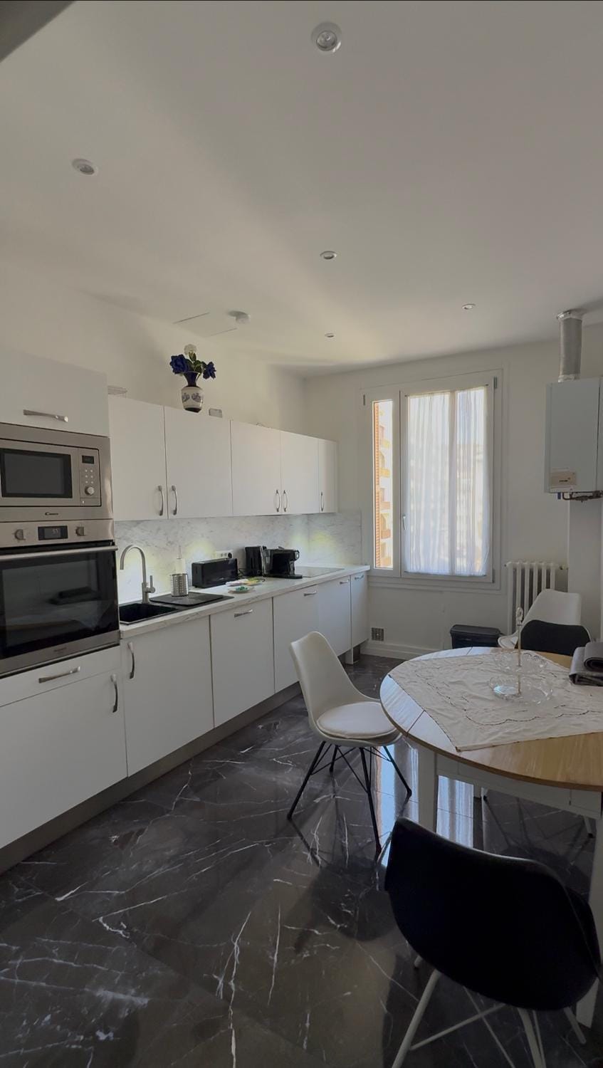 Appartement very luxe central mer transport Apartment in Nice