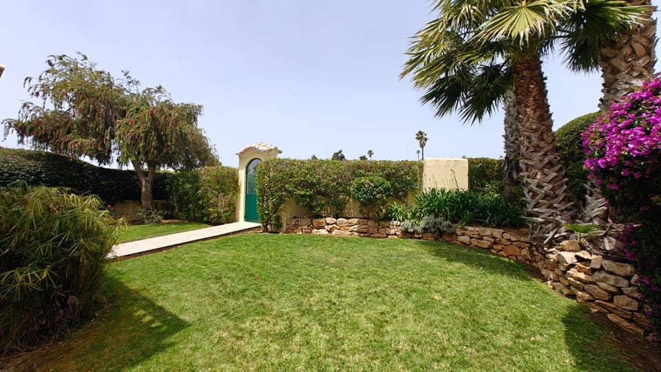 Villa Lote 10, Paraiso Da luz - T3 - Ref AL-P222 Villa in Luz