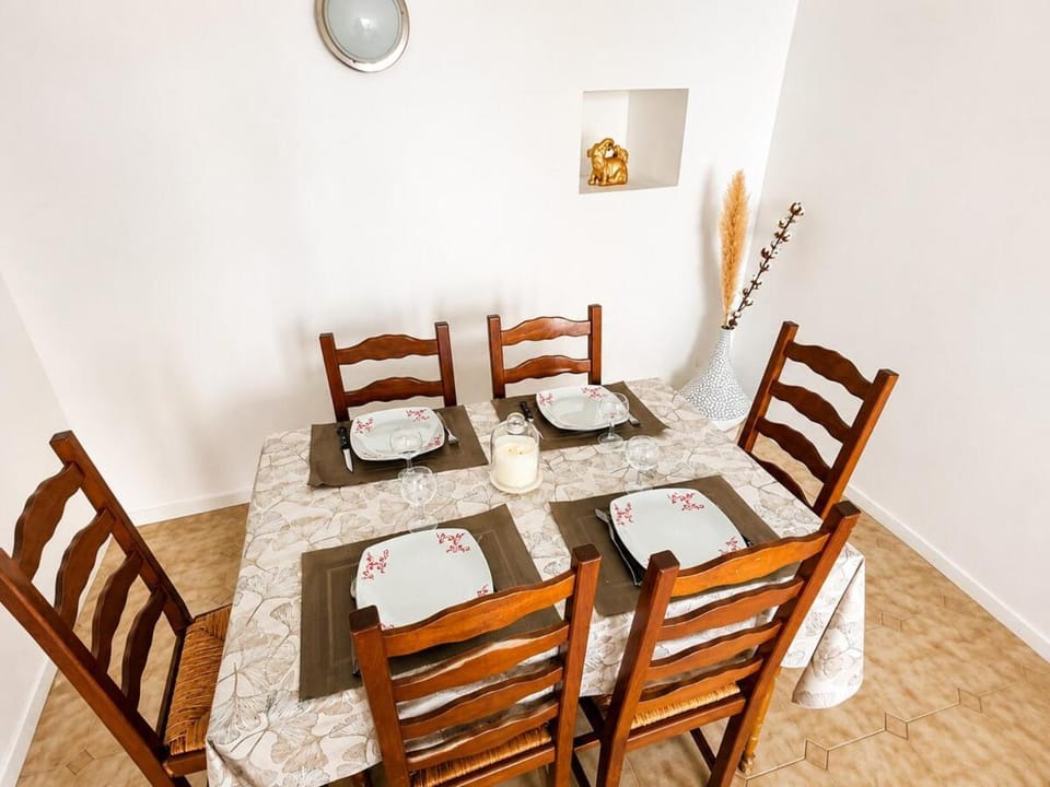 Maison de village 4 à 6 personnes à 10 min des plages House in Béziers
