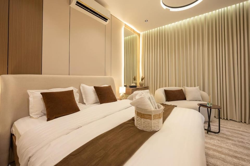 Luxury Studio King Abdulaziz Road Self Check-In Apartment in Jeddah