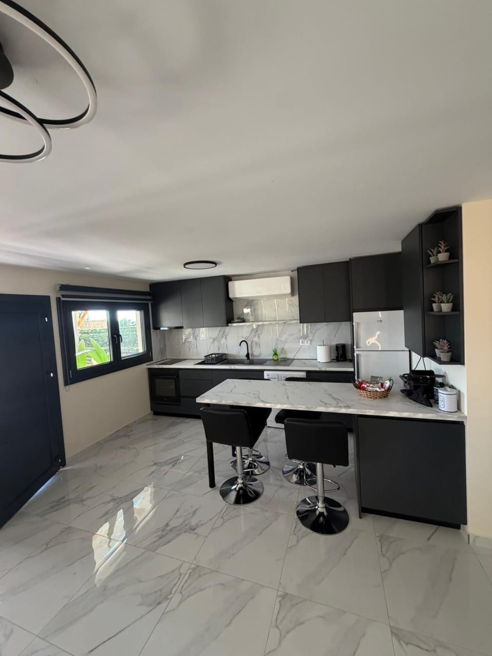 Kitchen or kitchenette, oven, stove