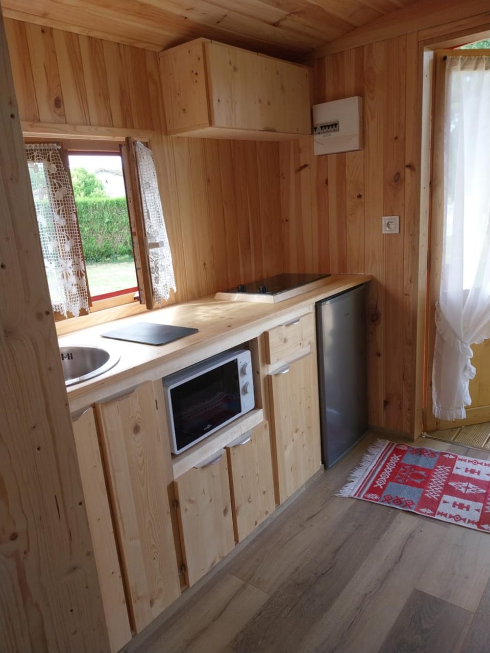 La Roulotte de piégut Campground/ 
RV Resort in Nouvelle-Aquitaine