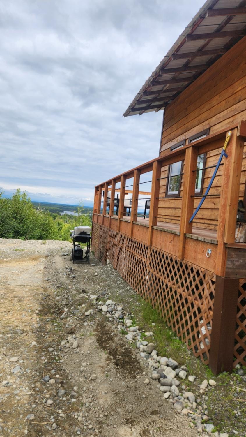 Seven mile hill sanctuary Bed and Breakfast in Big Lake