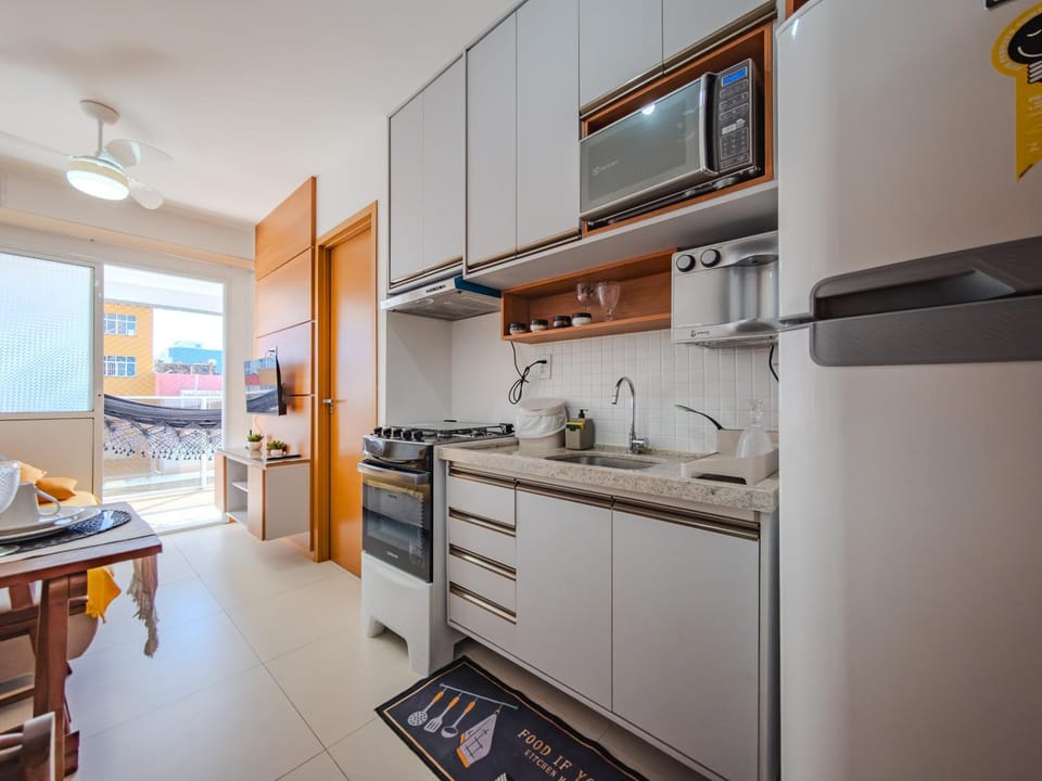 Kitchen or kitchenette, kitchen
