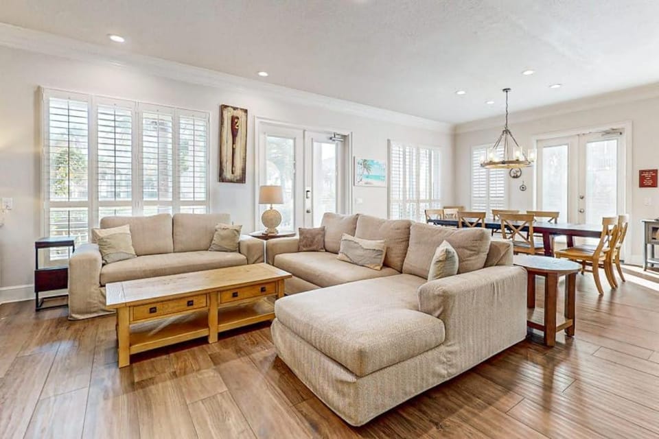 Happy Hours House in Destin