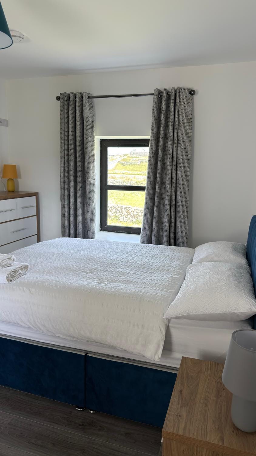 Dwellinghouse, Inishmore Bed and Breakfast in County Clare