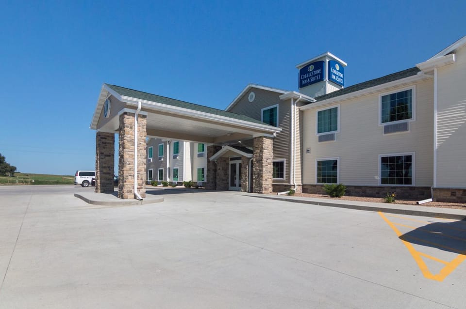 Property building, Facade/entrance