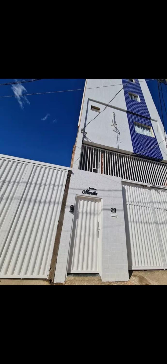 Kitnet 402 central, com ar cond, e tv, 4 andar sem elevador Apartment in Montes Claros
