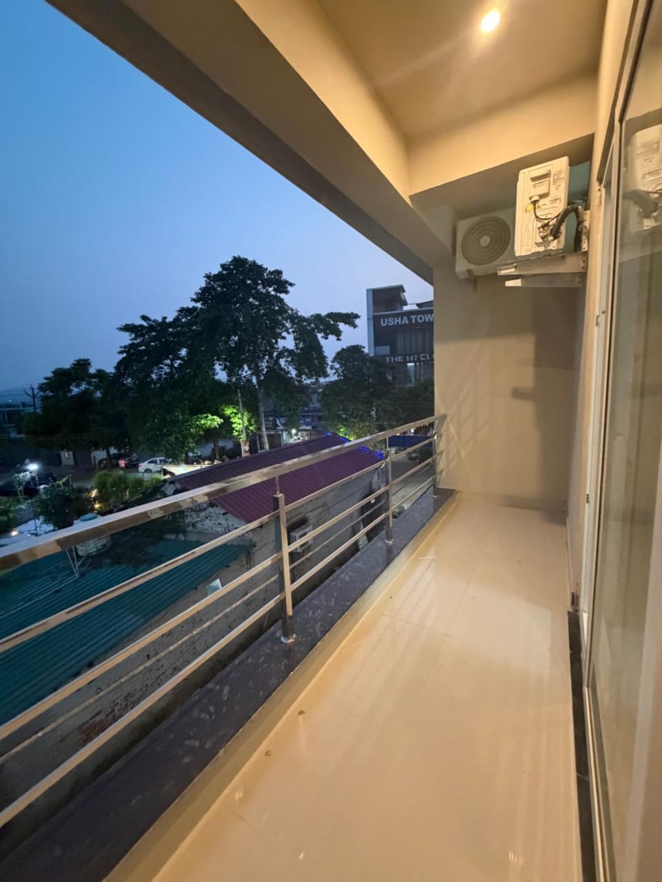 Baithak residency Hotel in Dehradun