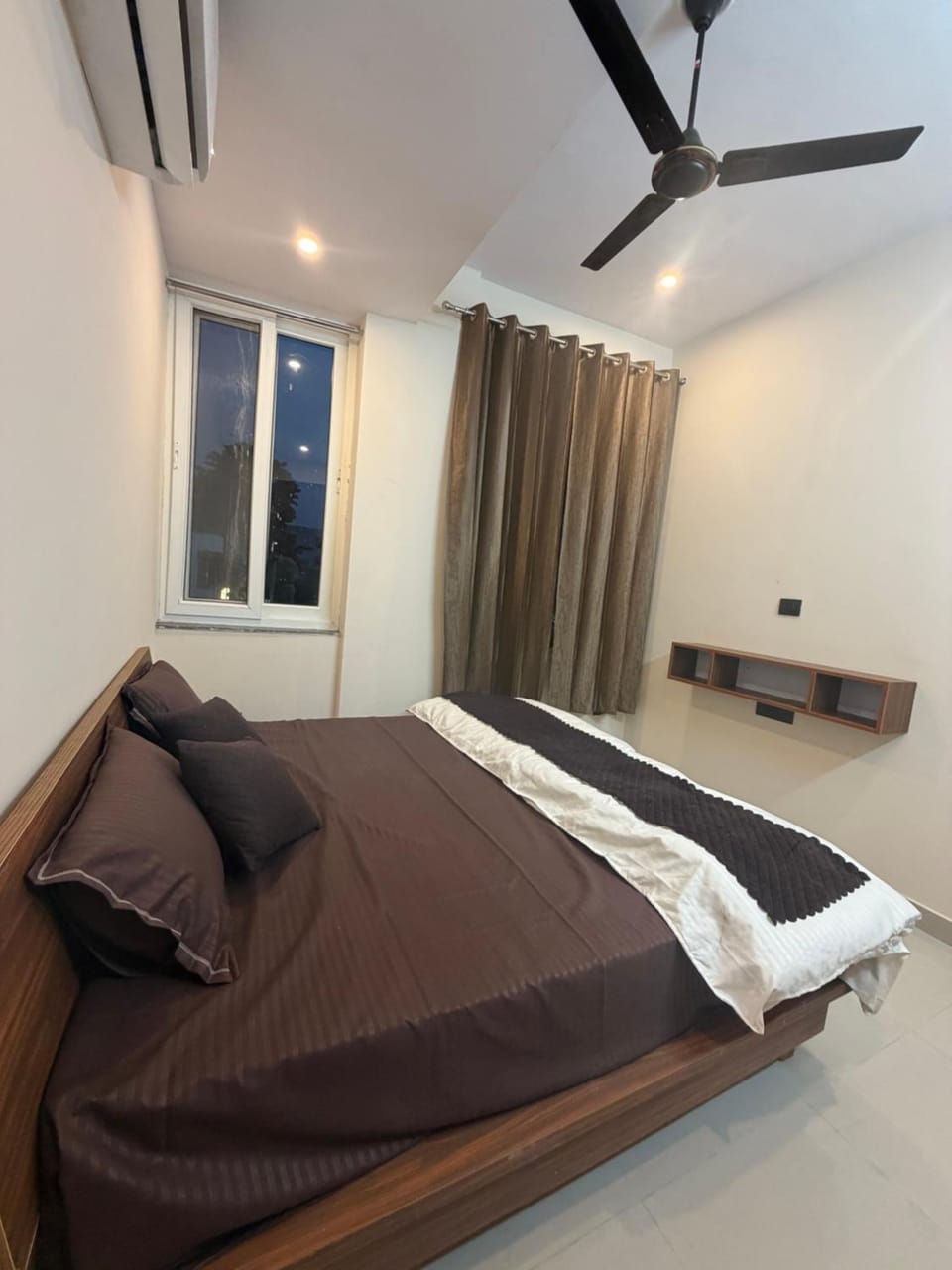 Baithak residency Hotel in Dehradun