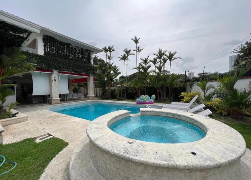 Mansión Versace House in Panama City, Panama