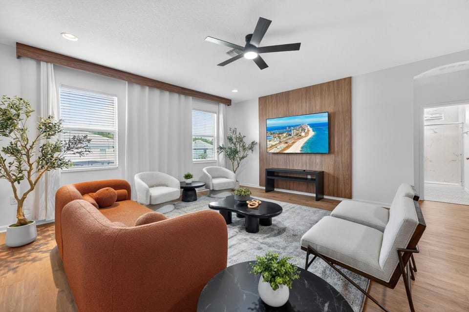 TV and multimedia, Living room, Seating area