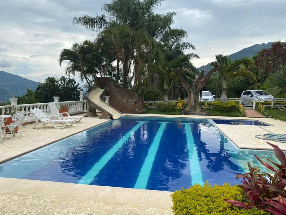 Finca Los Pony Girardota Antioquia House in Copacabana