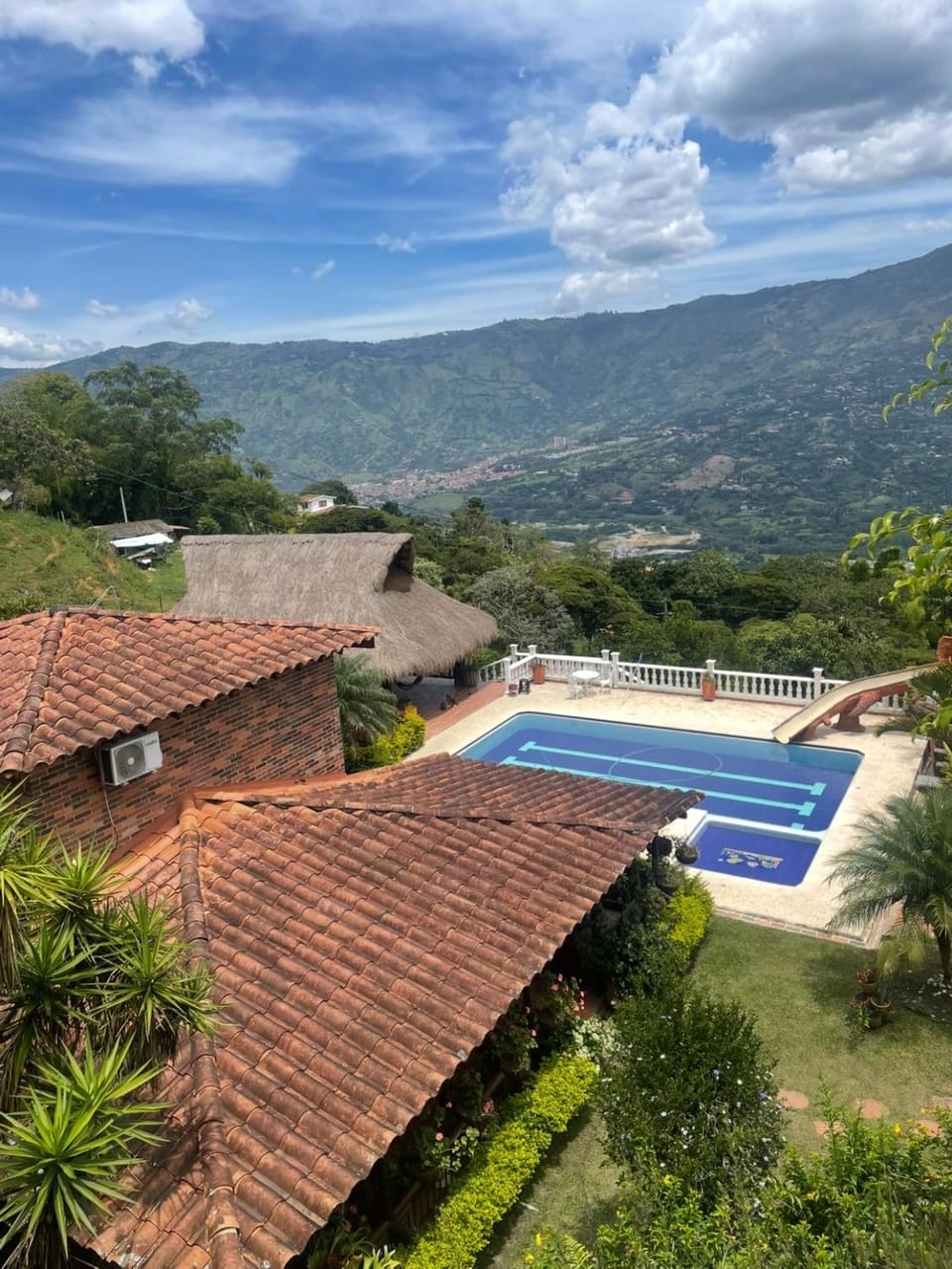 Finca Los Pony Girardota Antioquia House in Copacabana