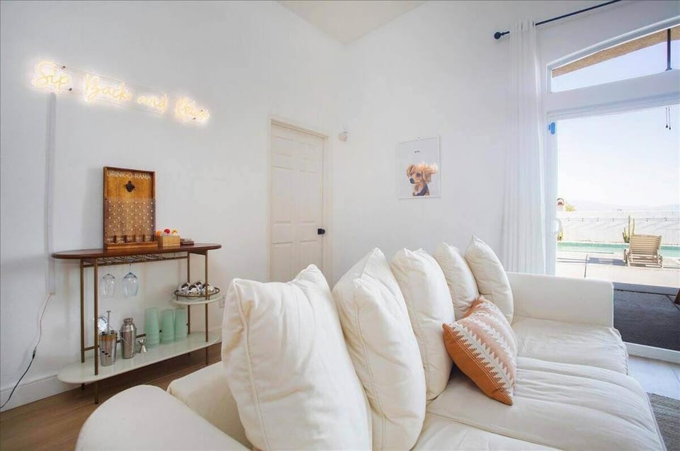 Navigate Stays Cozy Coachella Cove DHS Pool & Spa House in Desert Hot Springs