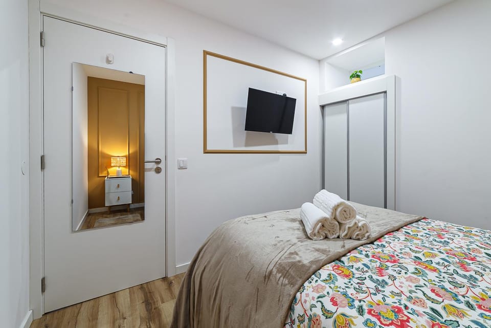 Aveiro Lovers Suites just near Ria de Aveiro Bed and Breakfast in Aveiro