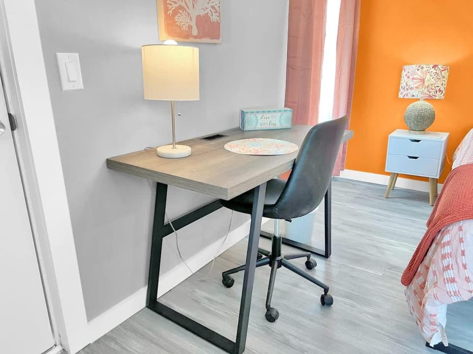 Seaside Escape 1 - Minutes to Fort Walton Beach Apartment in Fort Walton Beach