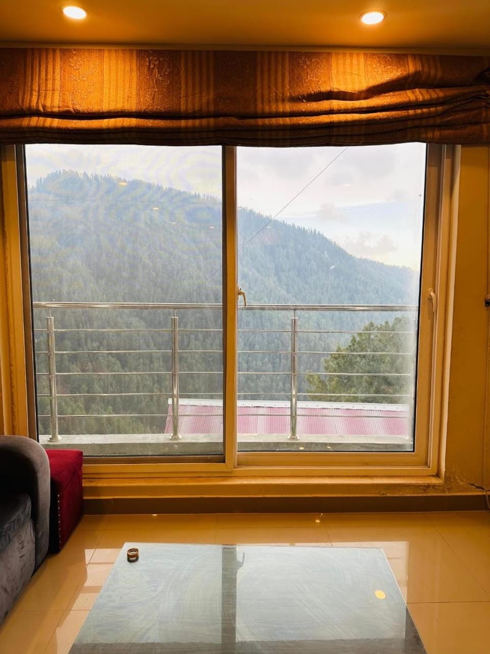 Balcony/Terrace, Mountain view