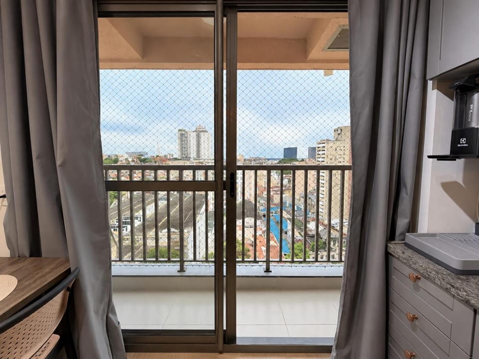 Natural landscape, View (from property/room), Balcony/Terrace, City view