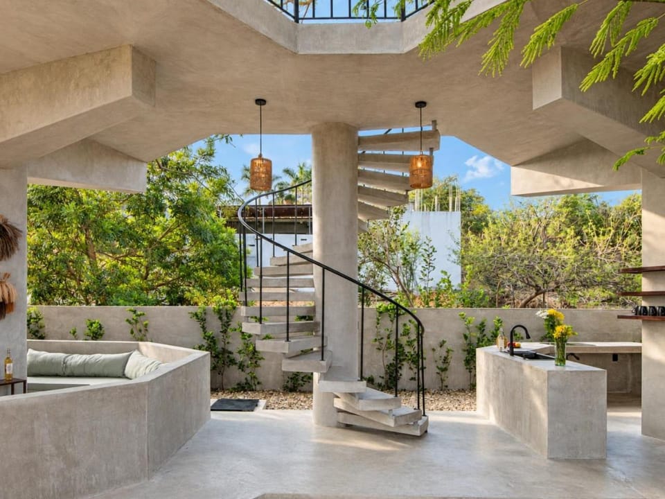 2 albercas - Vista al Mar - Brutal Verde House in Brisas de Zicatela