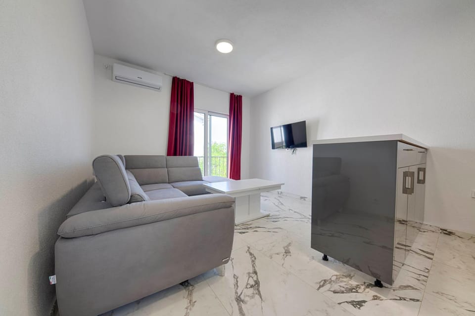 MEMO's DUKAT Apartment in Montenegro