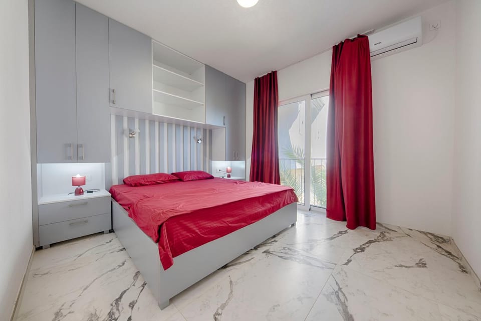 MEMO's DUKAT Apartment in Montenegro
