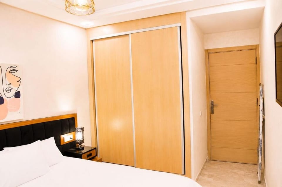 Bed, Photo of the whole room, Bedroom, wardrobe