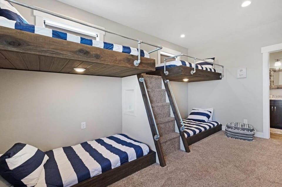 The Coeur D 'Alene at Bear Lake House in Garden City